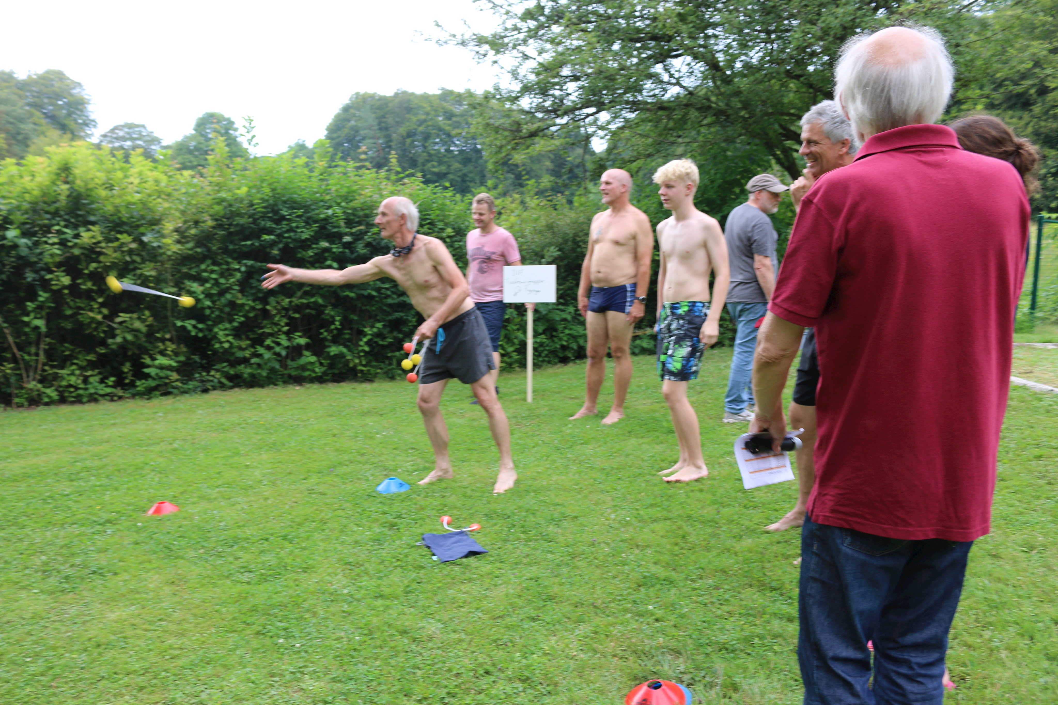 Team Pingpong beim Leitergolf